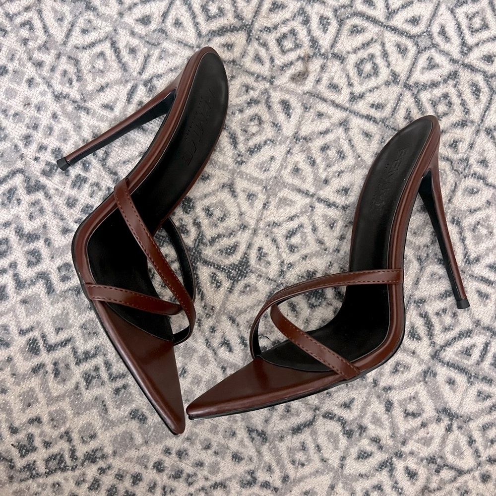 Femme LA Donatella Sandal